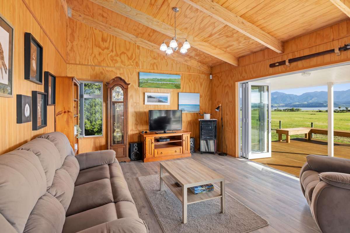 103 Lake Ferry Road_3
