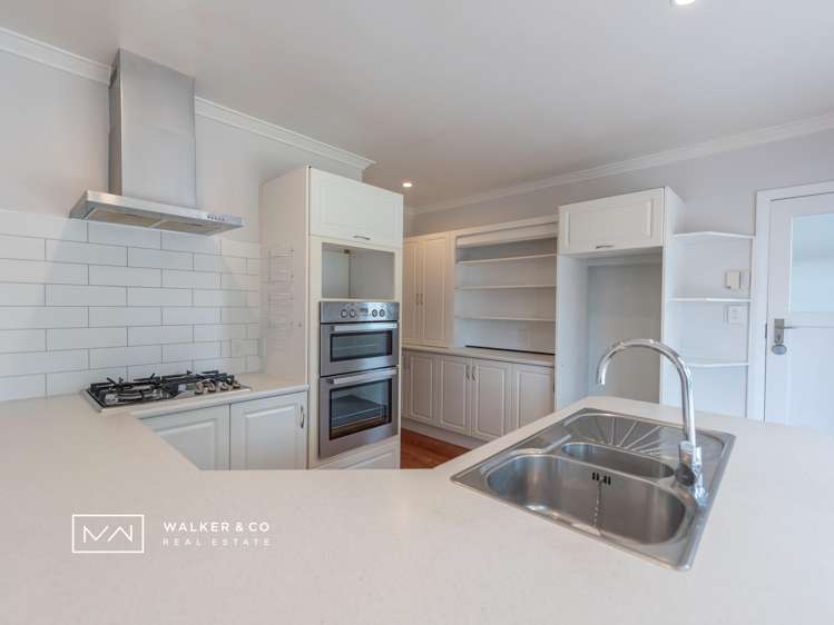 5 Iris Grove Trentham_7