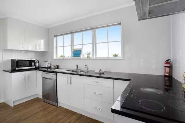 54 Ladies Mile Remuera_4