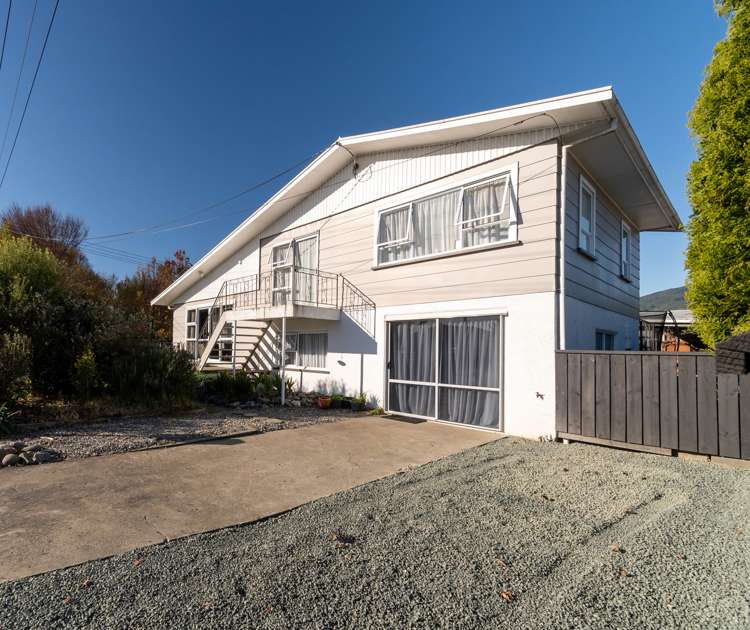 267 Seaview Road Stoke_18