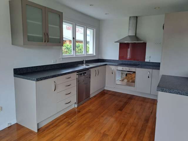 16 Hurunui Street Cracroft_4