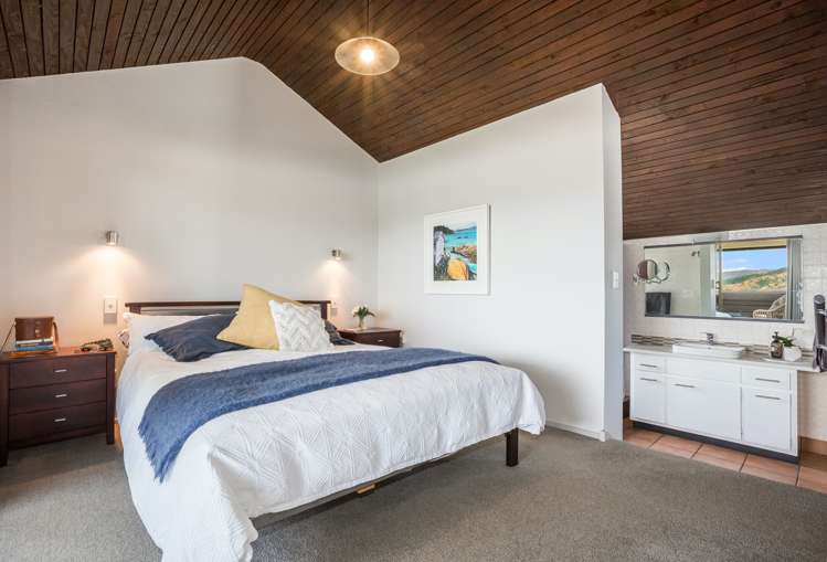 86 Tweed Road Papakowhai_8