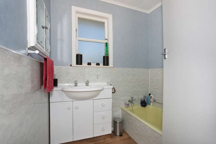 81 Bridge Street Bulls_9