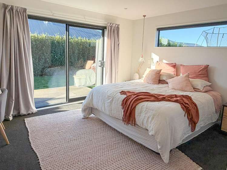 13 Sunline Avenue Lincoln_6