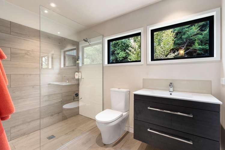 17 Sulisker Street Karitane_22