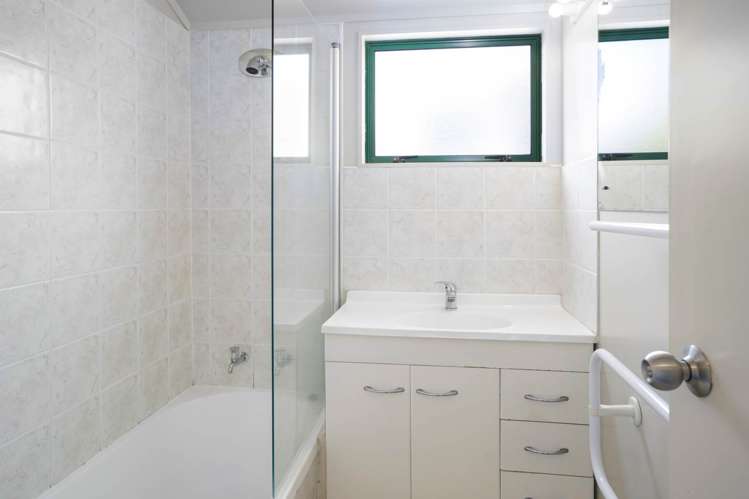 242 Hillsborough Road Hillsborough_10