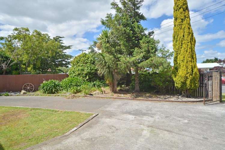 33 William Benton Street Featherston_10