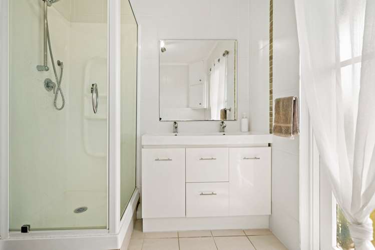 797 East Coast Road Northcross_22