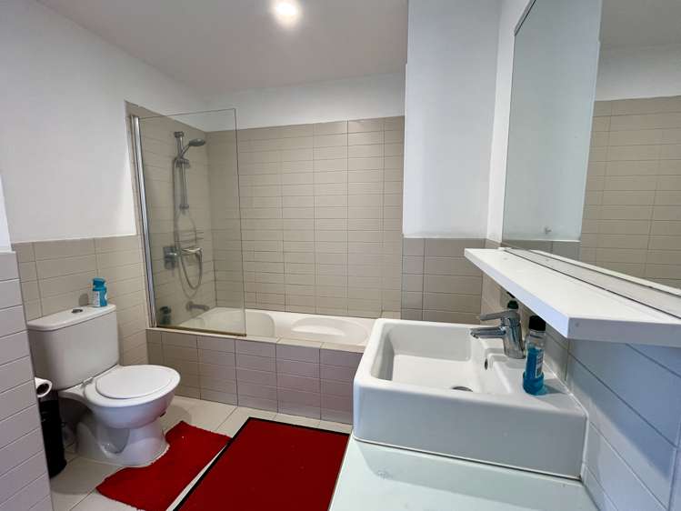 1212/30 Beach Road Auckland Central_7