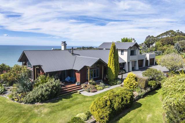 257 Cathedral Road Gore Bay_4