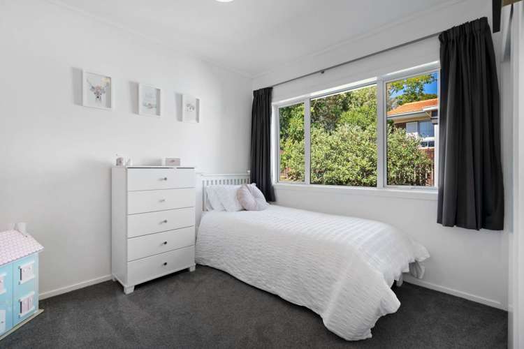 35 Nui Mana Place Te Atatu South_11