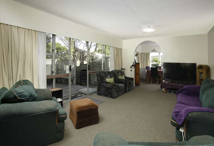 5 Cobham Crescent Stoke_5