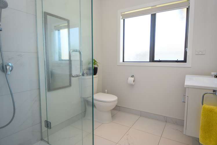 87 Ashmore Park Road Carterton_8