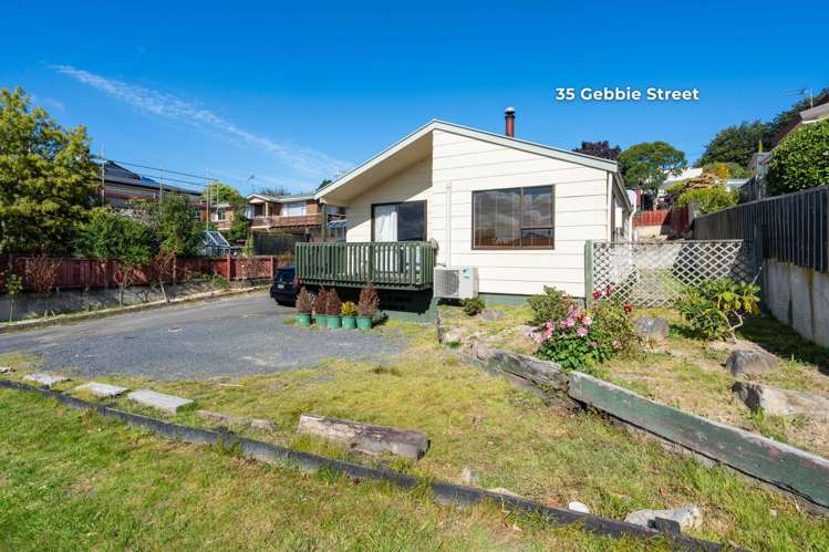 35 & 35A Gebbie Street Kinmont Park_9