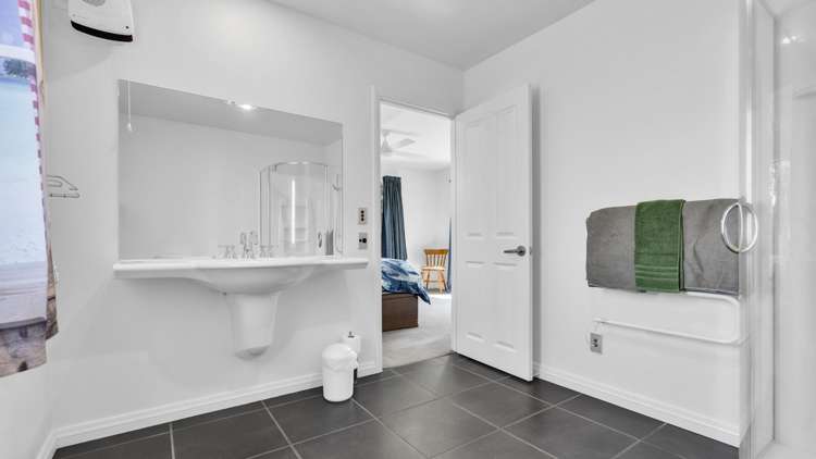 9 Seabrooke Drive Spencerville_12