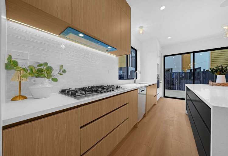 8 Gemstone Park Road Rosehill_14