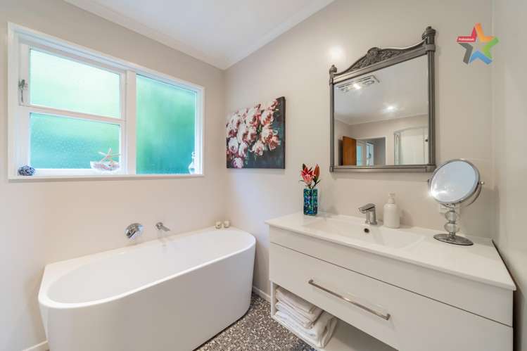 15 Acheron Road Paremata_14