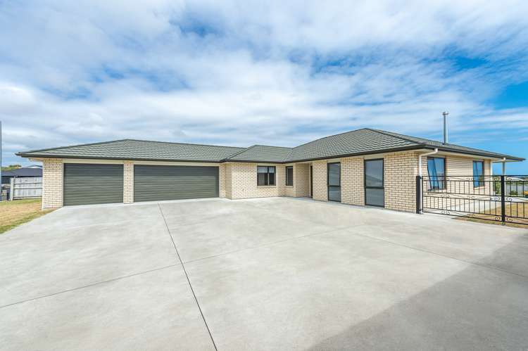 33 Magnolia Crescent Tawhero_7