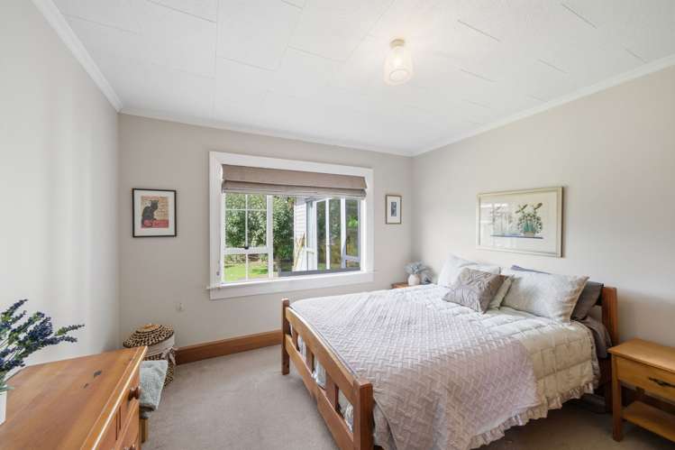 471 Marine Drive Charteris Bay_15