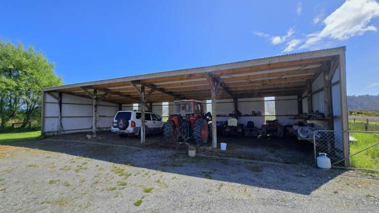 711B La Fontaine Road Harihari_18