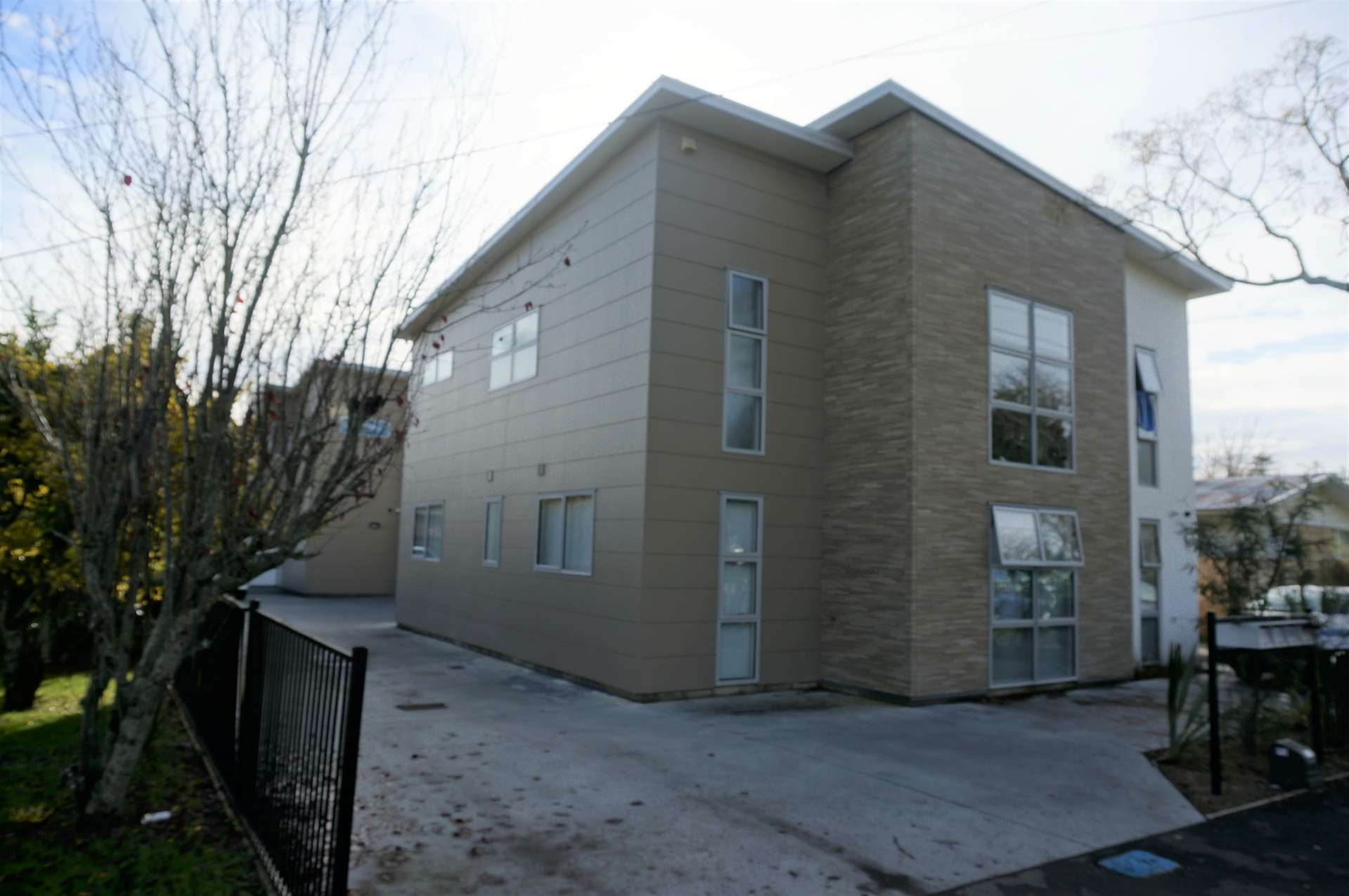 Room D/2/167 Knighton Road Hillcrest_0