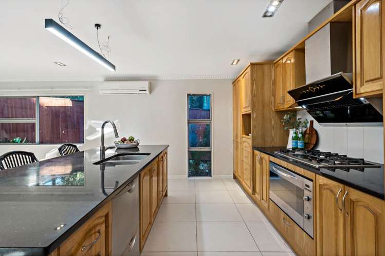 61A Clonbern Road Remuera_12