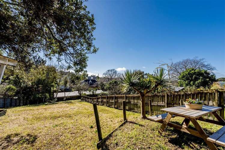 14 Eastglen Road Glen Eden_1