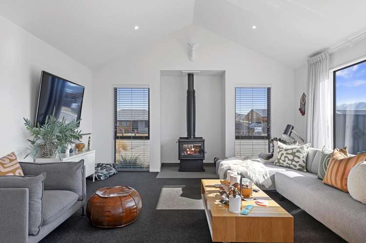 15 Aoraki Crescent Twizel_9