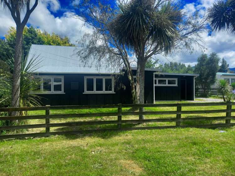 40 Waite Street Featherston_21