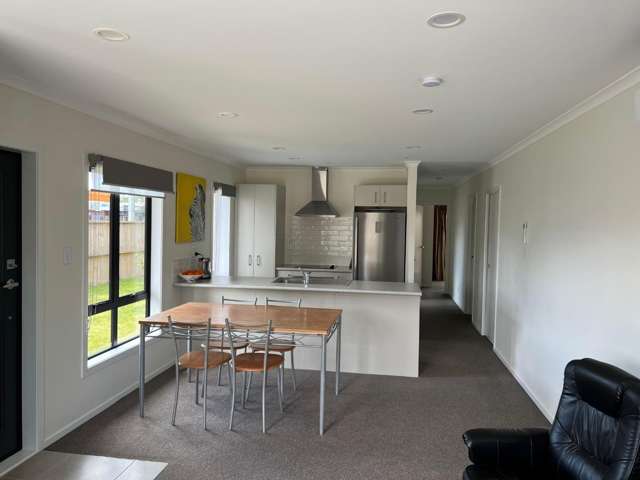 1/255 Peachgrove Road 10458_2