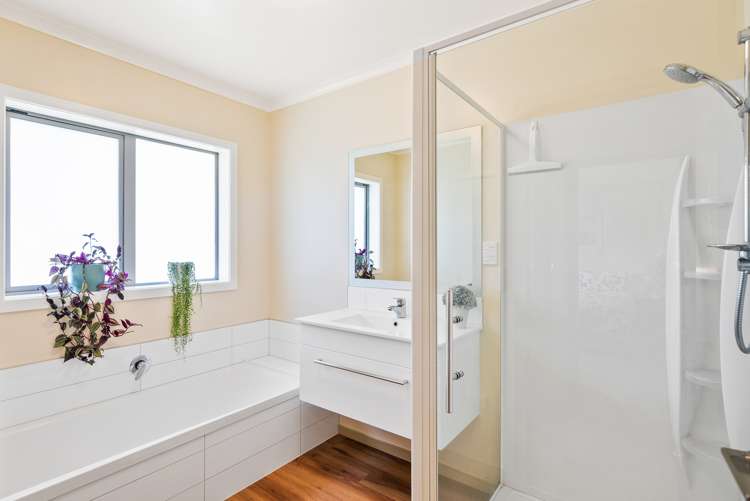 16 Matuhi Street Waikanae_11