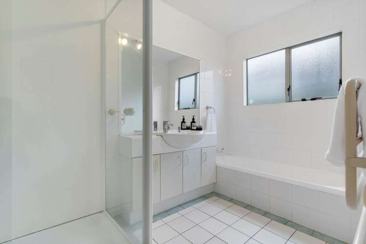 2/116 Riddell Road Glendowie_10