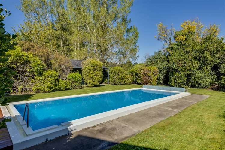 393 Dixons Road Loburn_11