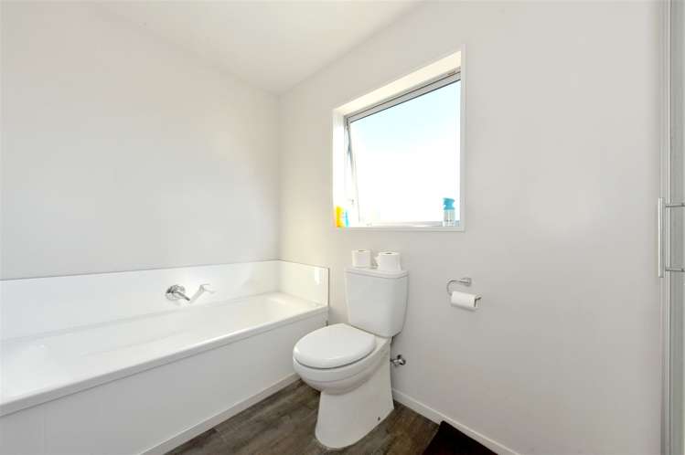 2/49 Maxwell Street Riccarton_9