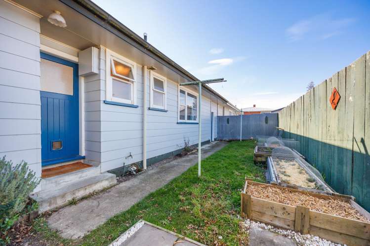 2 Lockhart Avenue Milson_16
