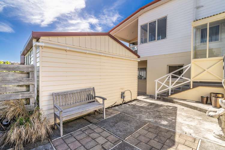 22 Alamein Street Riverton_13