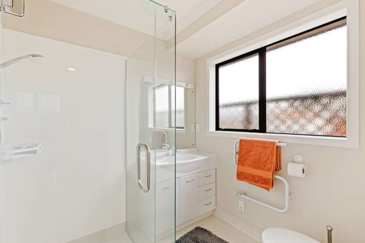 9c Wilton Street Westown_15