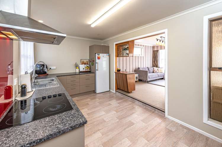 35 Durie Street Durie Hill_11