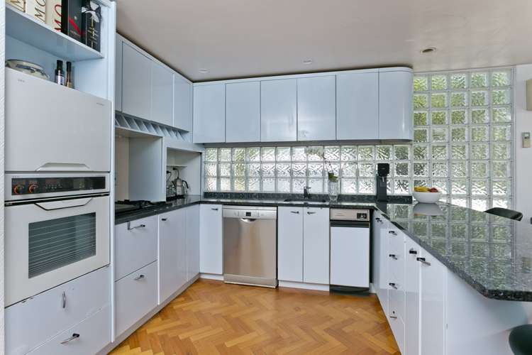 2/51 Rangitoto Terrace Milford_12