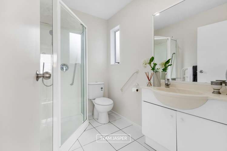 2/9 Monteith Crescent Remuera_14