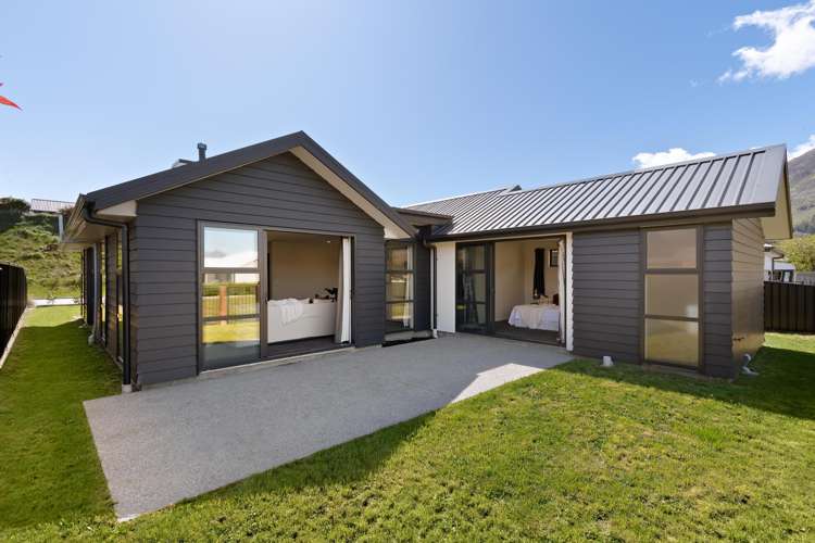 33 Peterley Road Lower Shotover_16