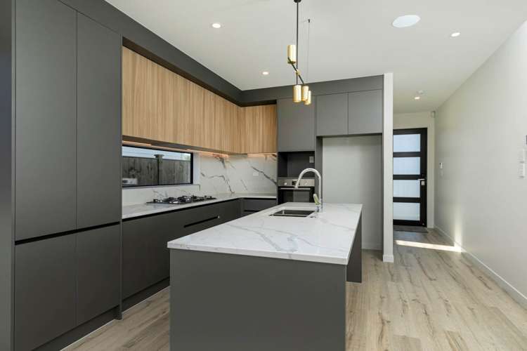 35 Matahae Crescent Wainui_10