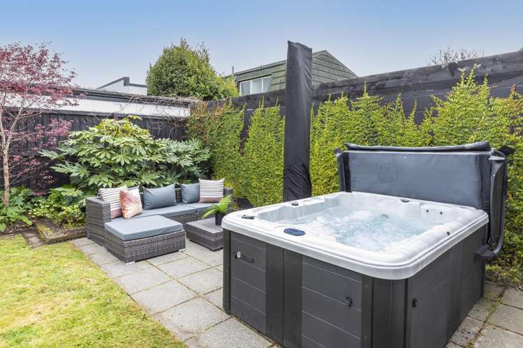 2/73 Winchester Street Merivale_14