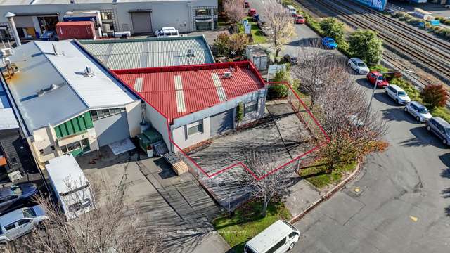 Industrial Warehouse – Prime Hornby Location