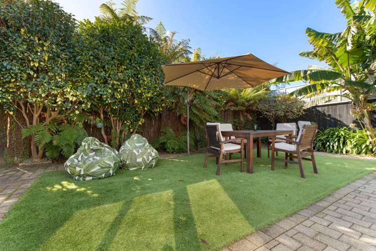 36b Lytton Street Glenholme_12