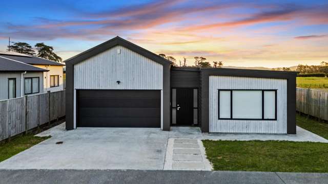 79 Clarks Beach Road Clarks Beach_1