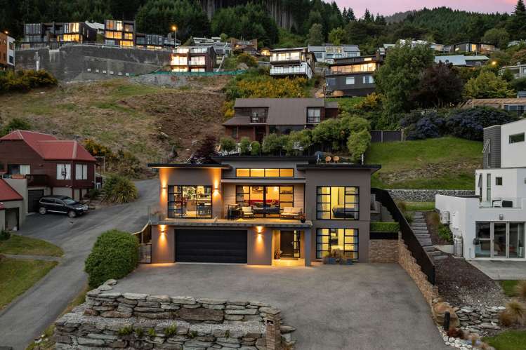 70 Wynyard Crescent Fernhill_29