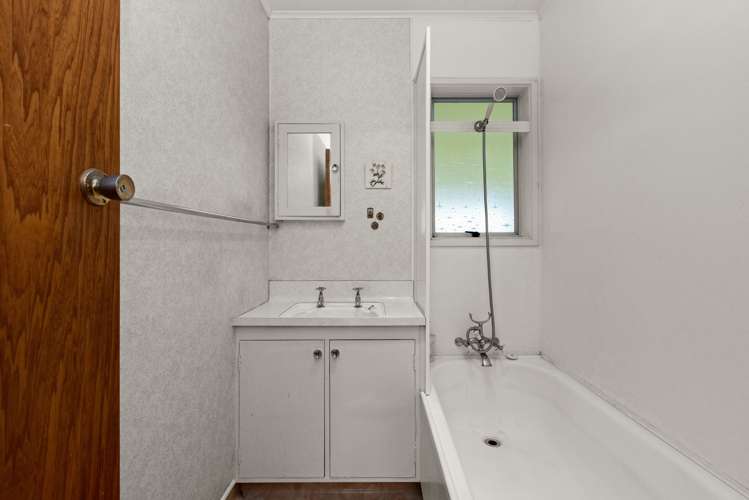 48 Salisbury Avenue Tamatea_12