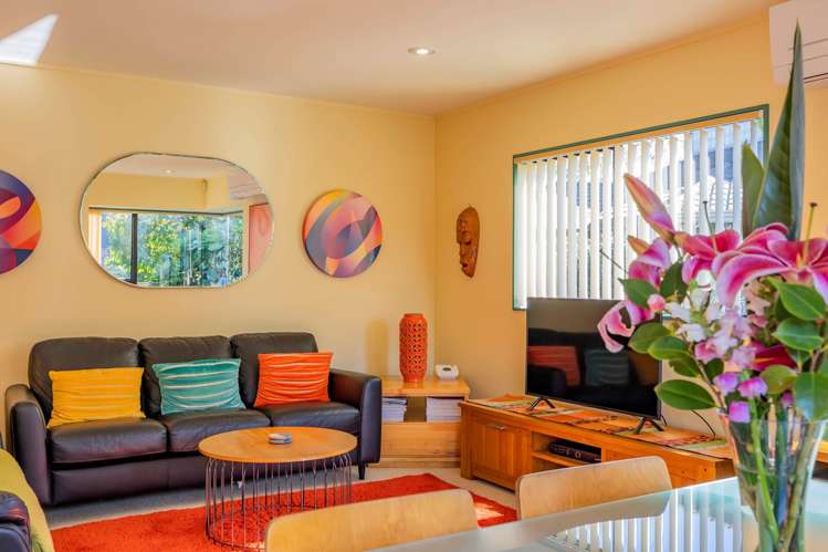 1/1031 Beach Road Torbay_5