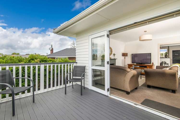 3 Neil Avenue Te Atatu Peninsula_23